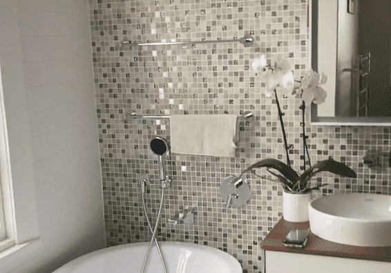 family bathoom renovated in Remuera-min